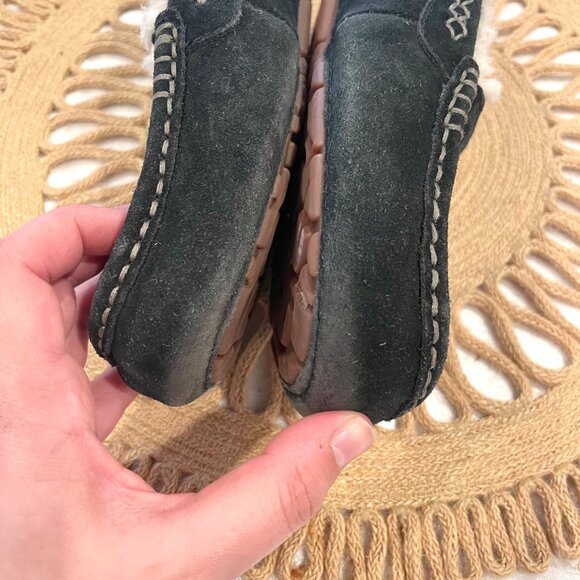 UGG Ansley Water-Resistant Suede Wool Lined Moccasin Slippers Size 8 Black - Picture 6 of 13